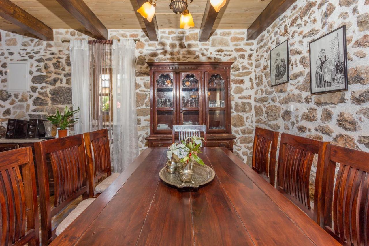 Kuca Za Odmor Joko I Jeka Villa Bogatic Exterior photo